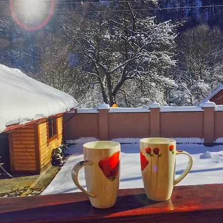 Relax Lodge *